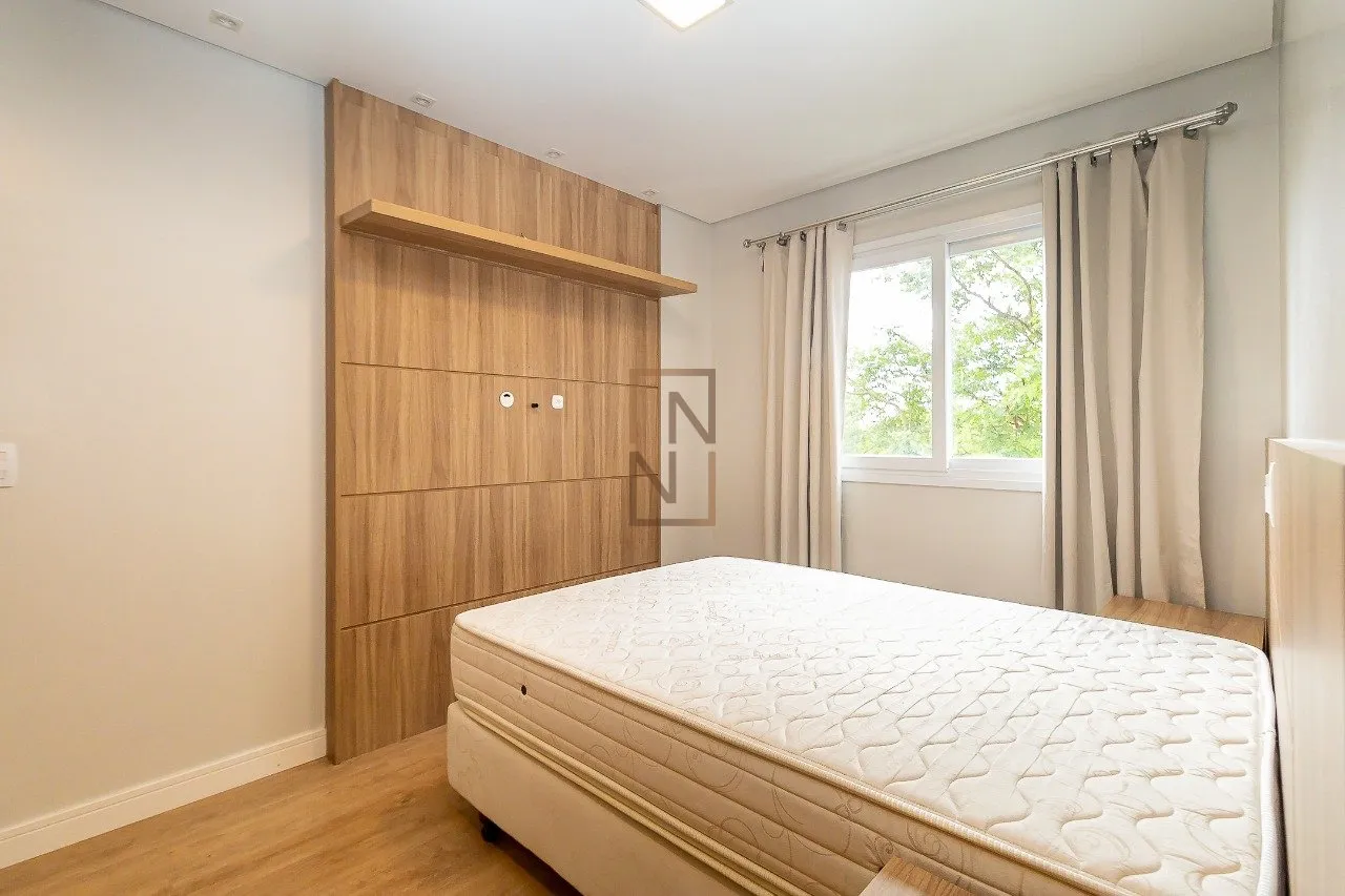 Apartamento de 2 dormitorios con cocina abierta y balcón — photo 12