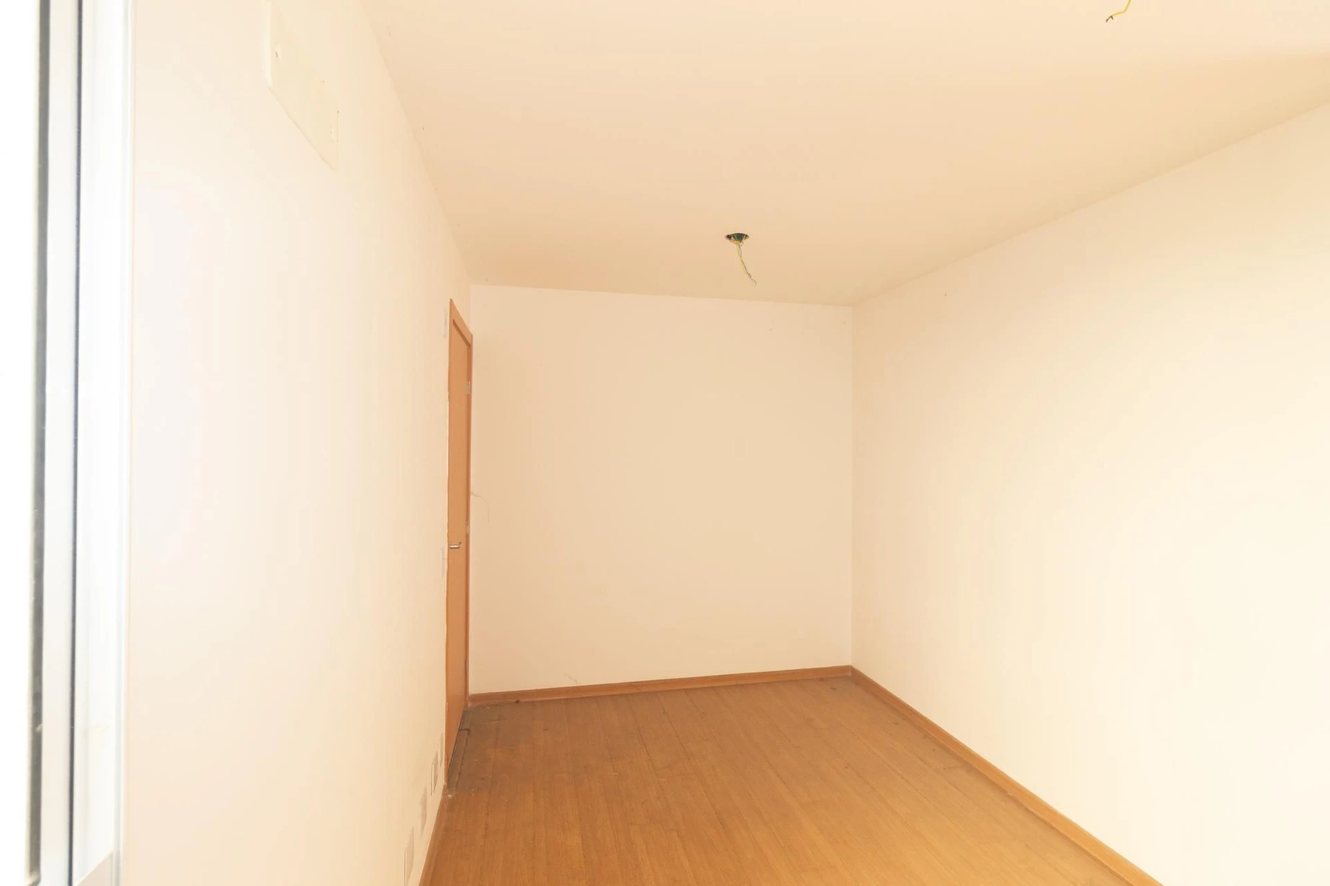Furnished apartment with 2 bedrooms and 1 parking spot — photo 22