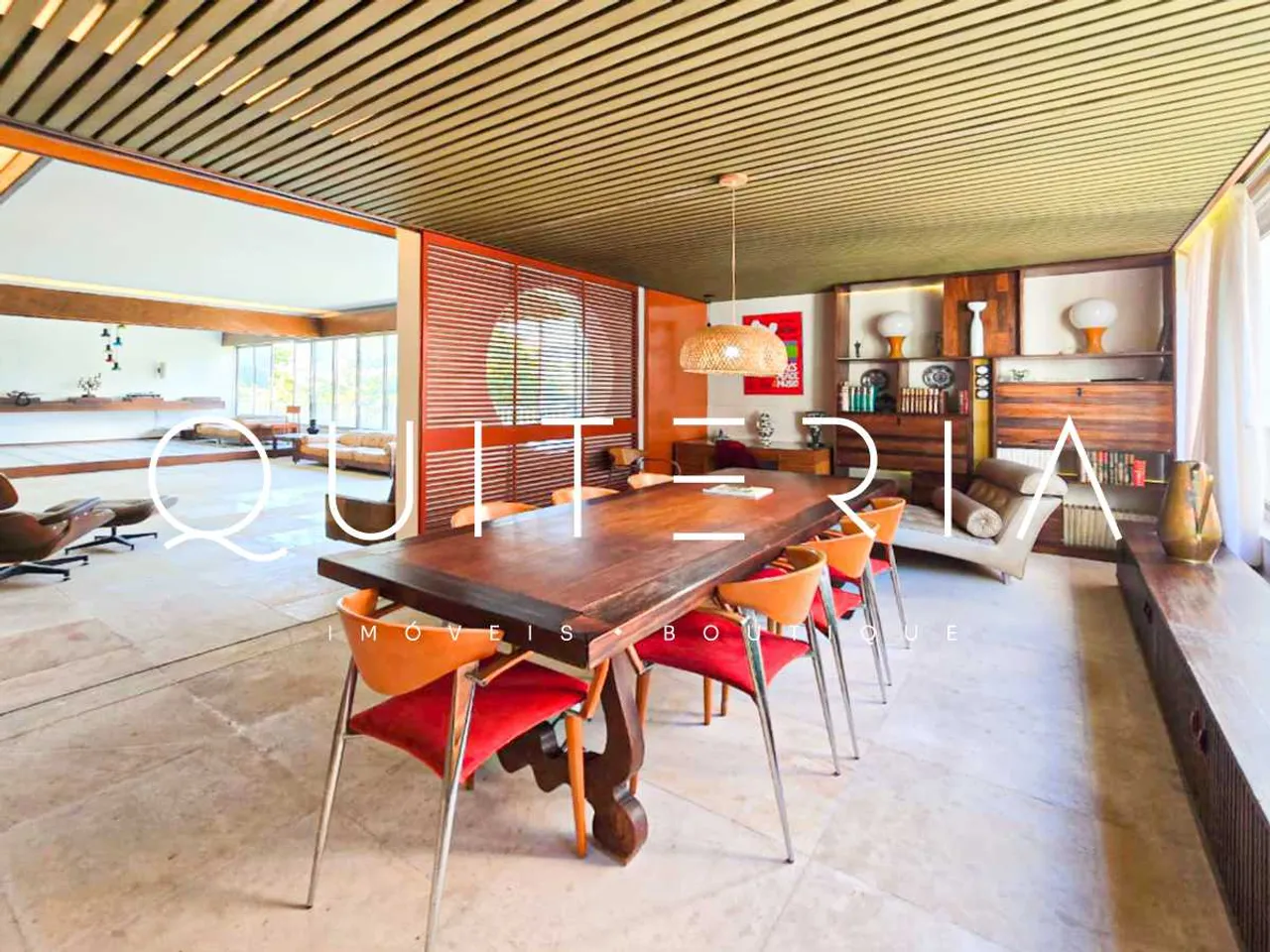 4-bedroom apartment with 4 bathrooms across 300 m² — photo 15