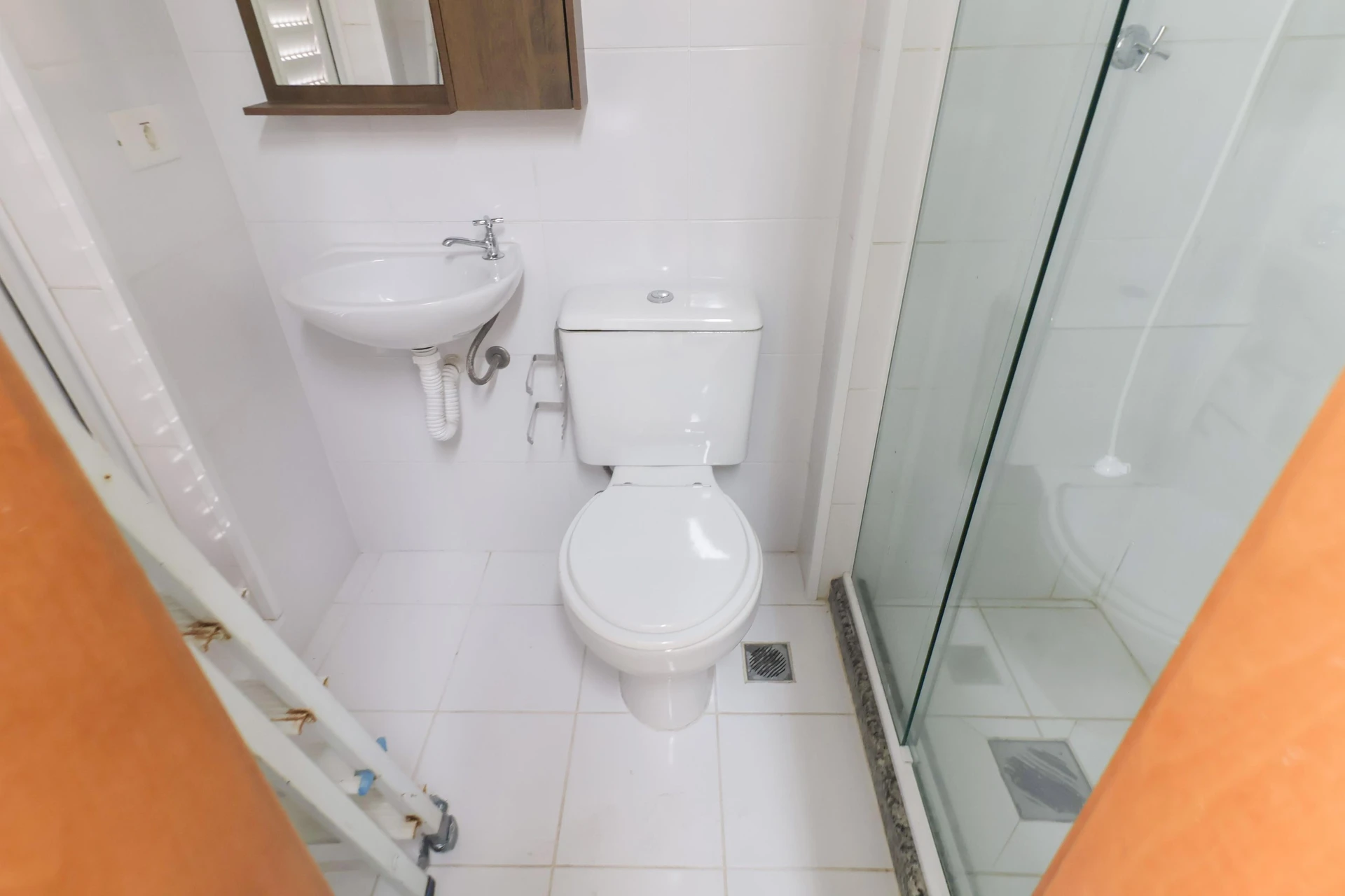 Furnished apartment, 266 m², with a bathtub — photo 74