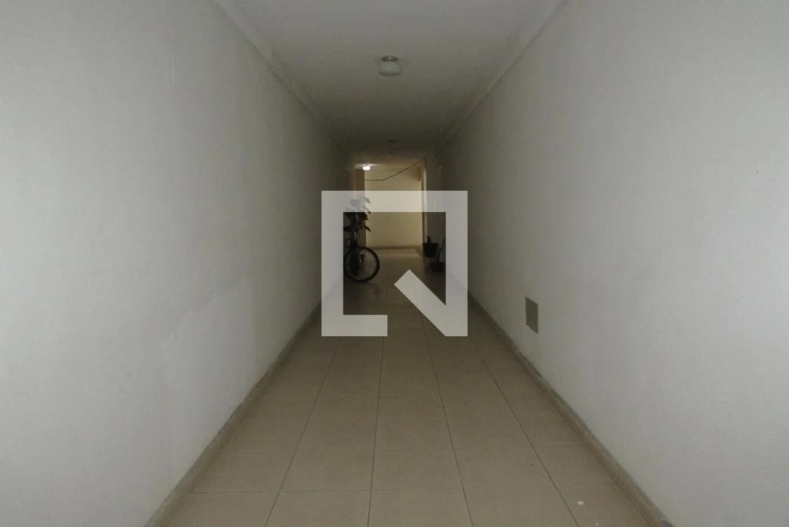 Unfurnished 2-bedroom apartment with 1 parking space — photo 54