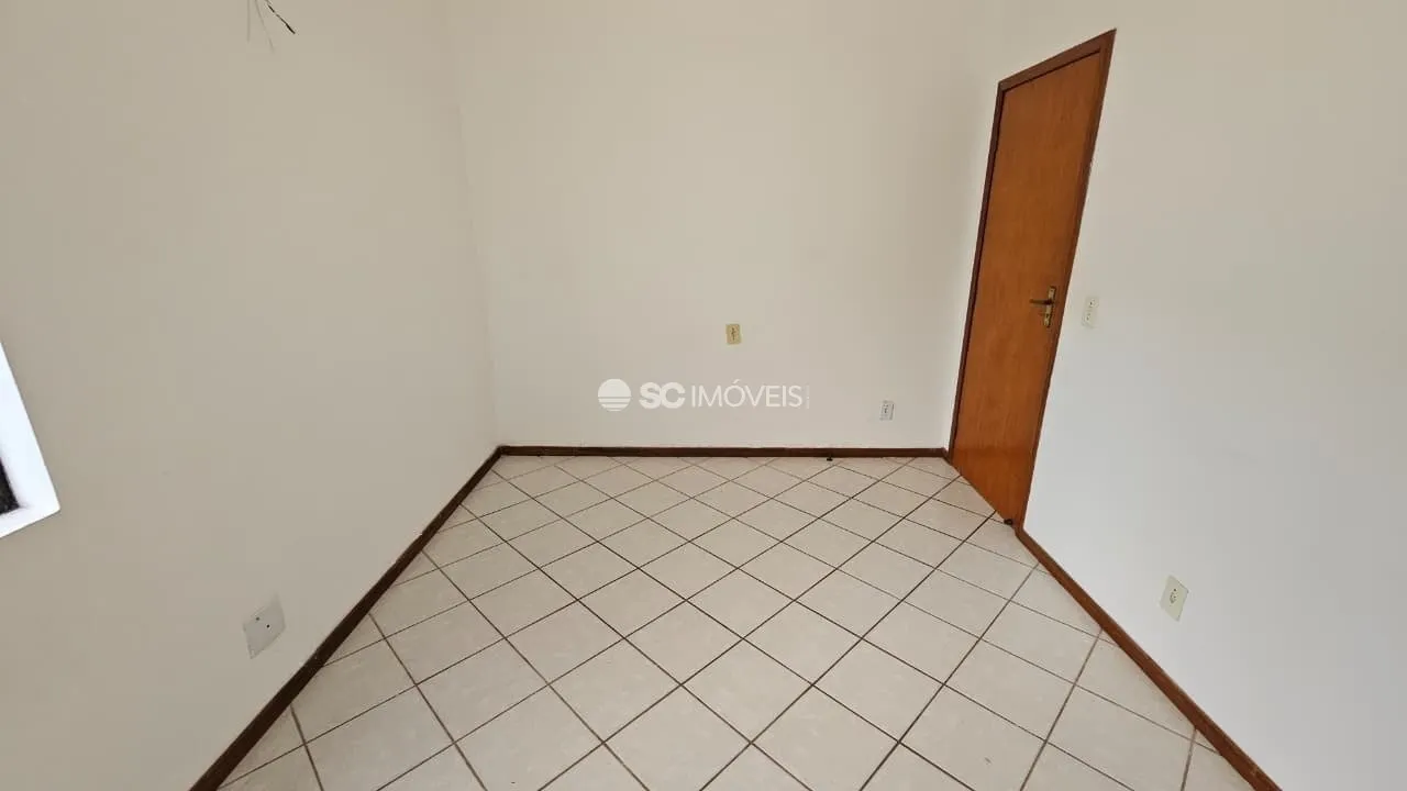 Unfurnished 2-bedroom apartment with private garden, 67 m² — photo 31