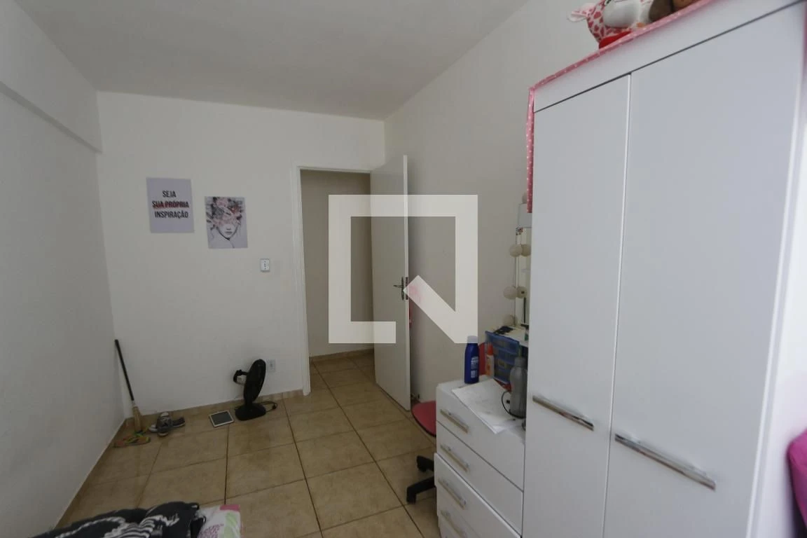 Apartamento mobiliado de 2 quartos em condomínio com piscina — photo 23