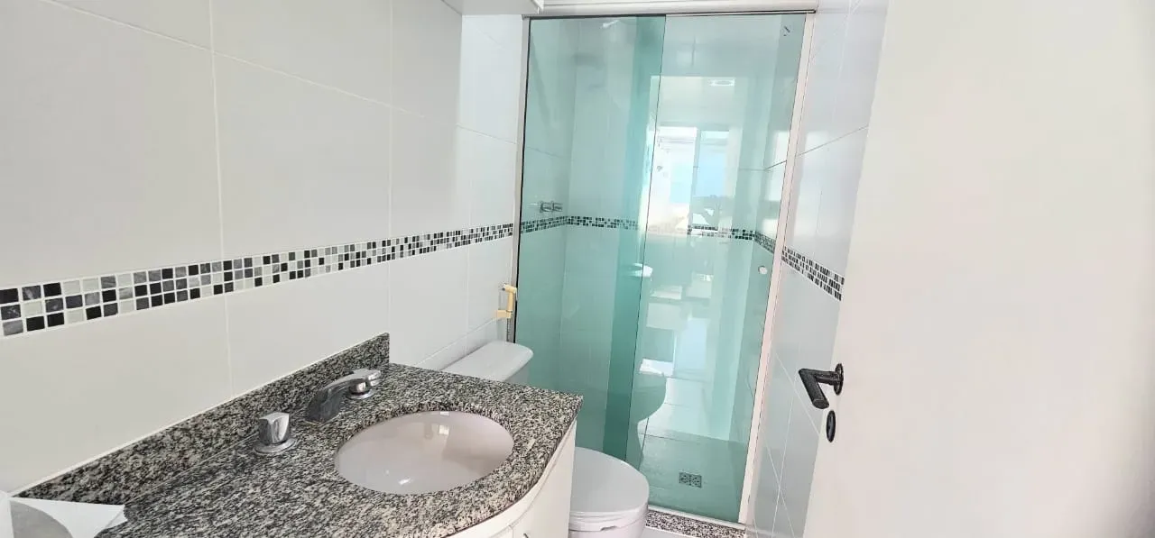 Apartamento para aluguel com 5 quartos e 2 banheiros — photo 20
