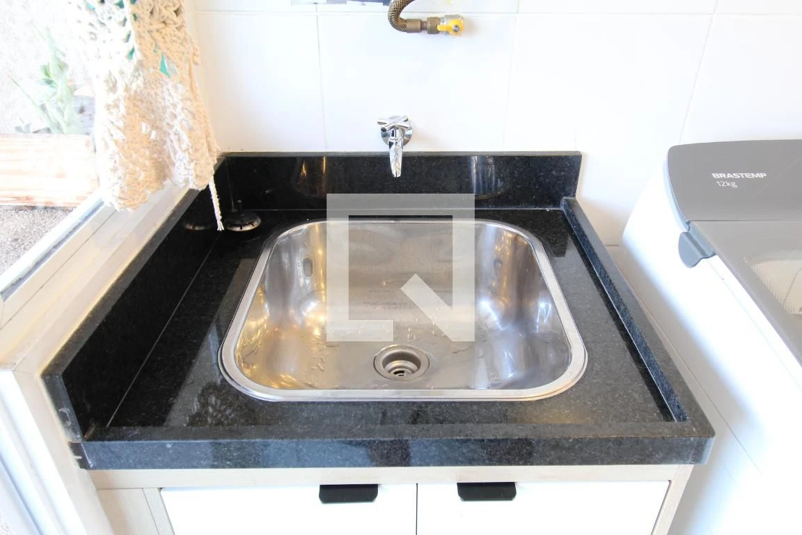 Собственный бассейн и 2 спальни: квартира 64 м² — photo 63