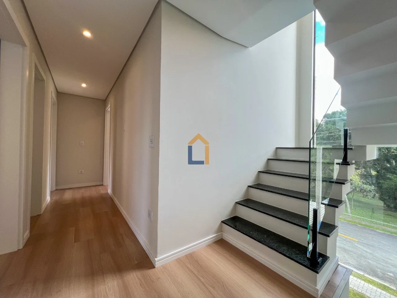 3-bedroom house, 1 with its own bathroom, 153 m², Curitiba — photo 35