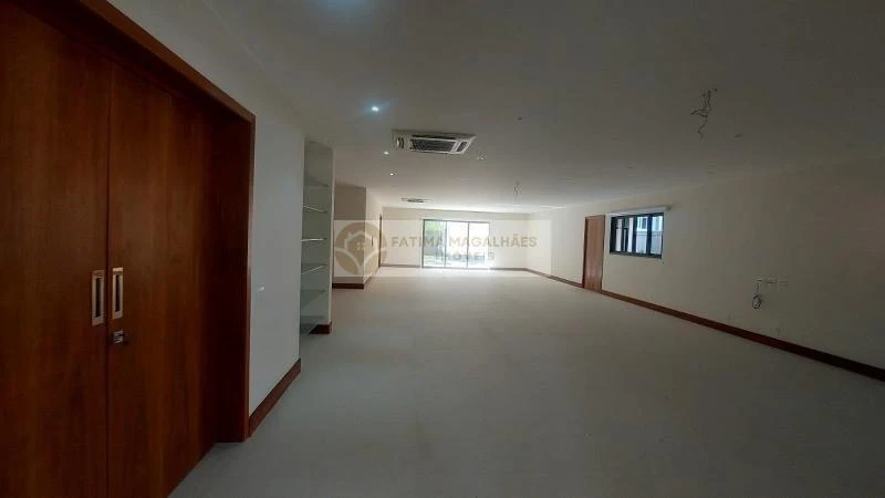Casa com 6 quartos e 5 suítes, 1036 m² — photo 6
