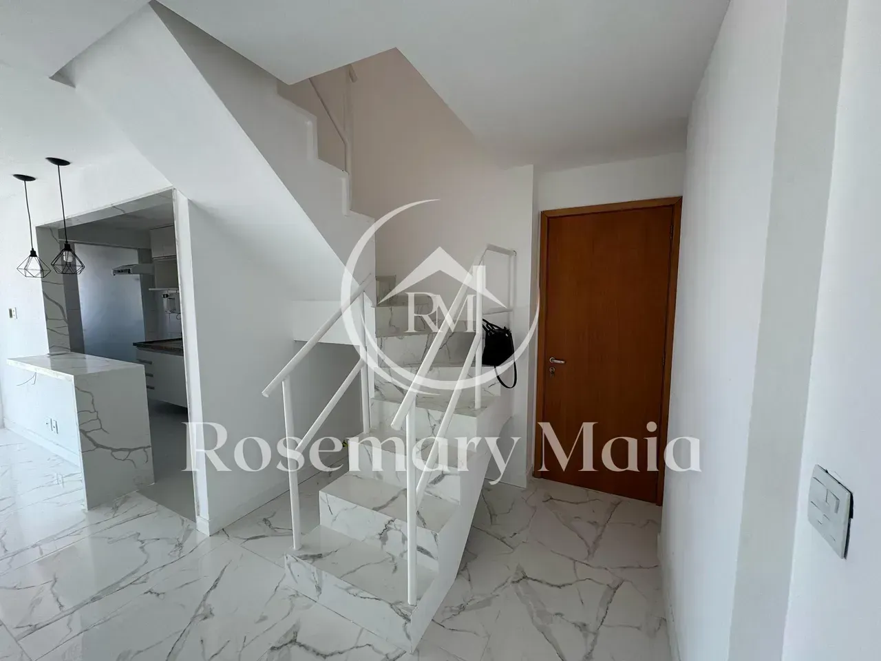 Duplex penthouse with 4 bedrooms and city view — photo 14