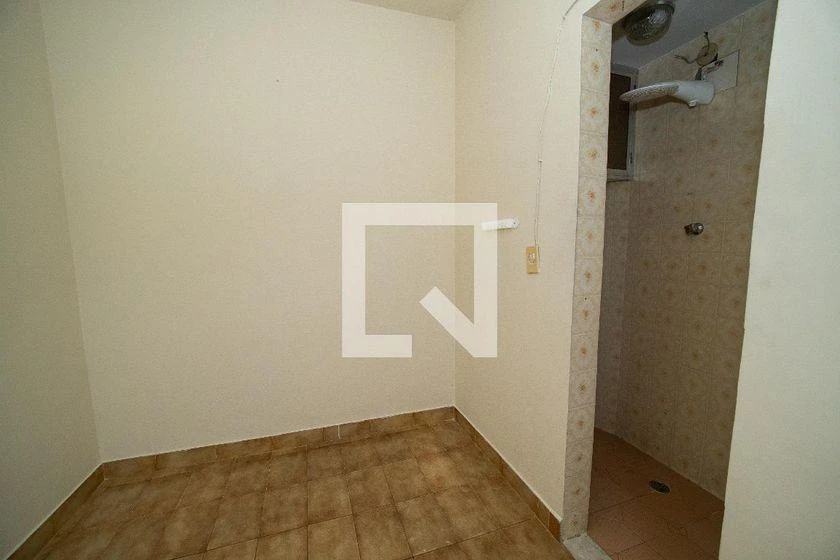 90 m² apartment with a park view and a bathtub — photo 44