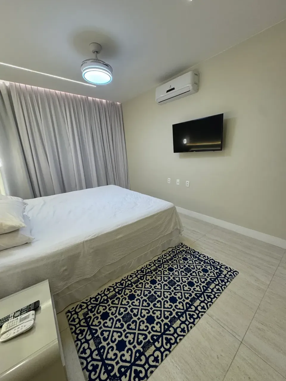 Furnished 2-bedroom apartment with open-plan kitchen — photo 8