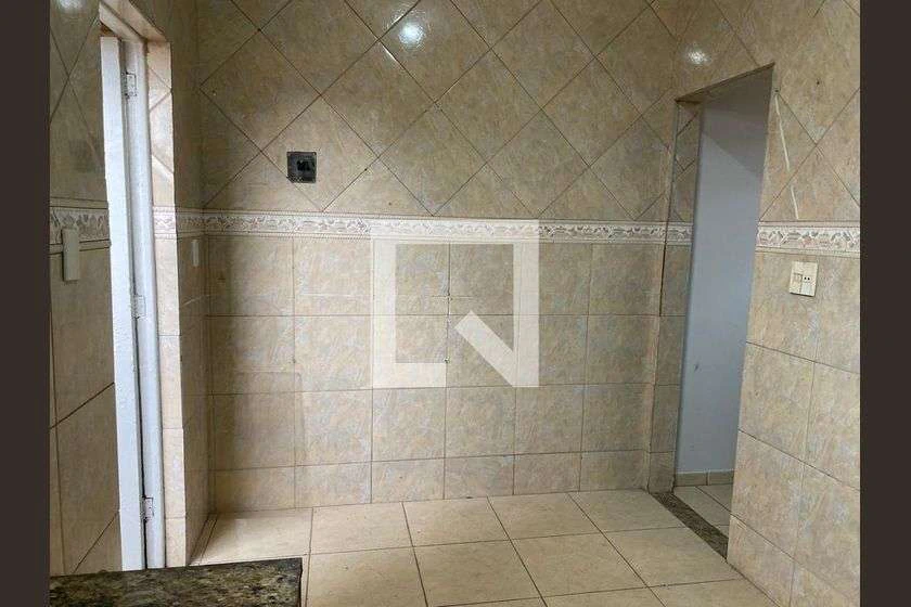 Орендна квартира з 3 кімнатами та окремою кухнею — photo 12