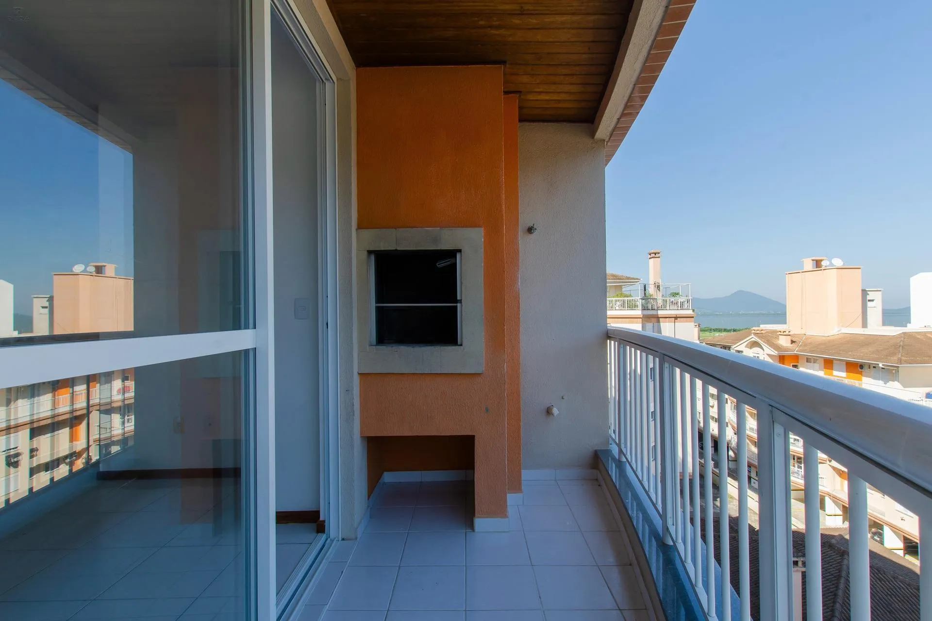 Mountain view in a 2-bedroom apartment, 65 m²