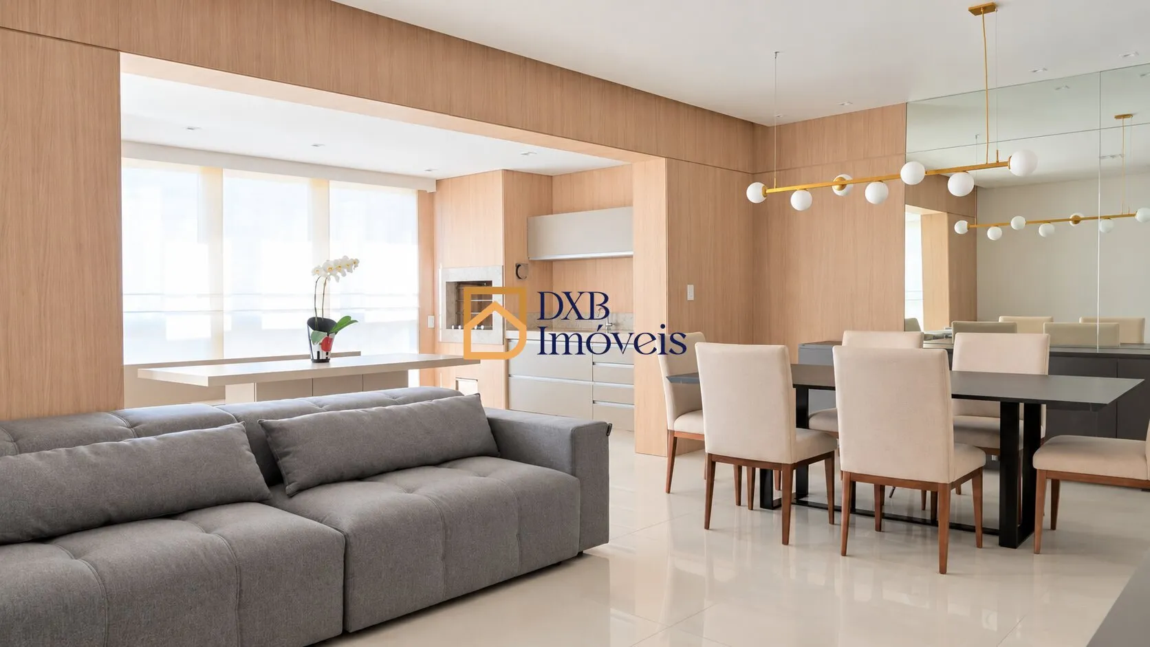 Furnished apartment, 131 m², with a home office