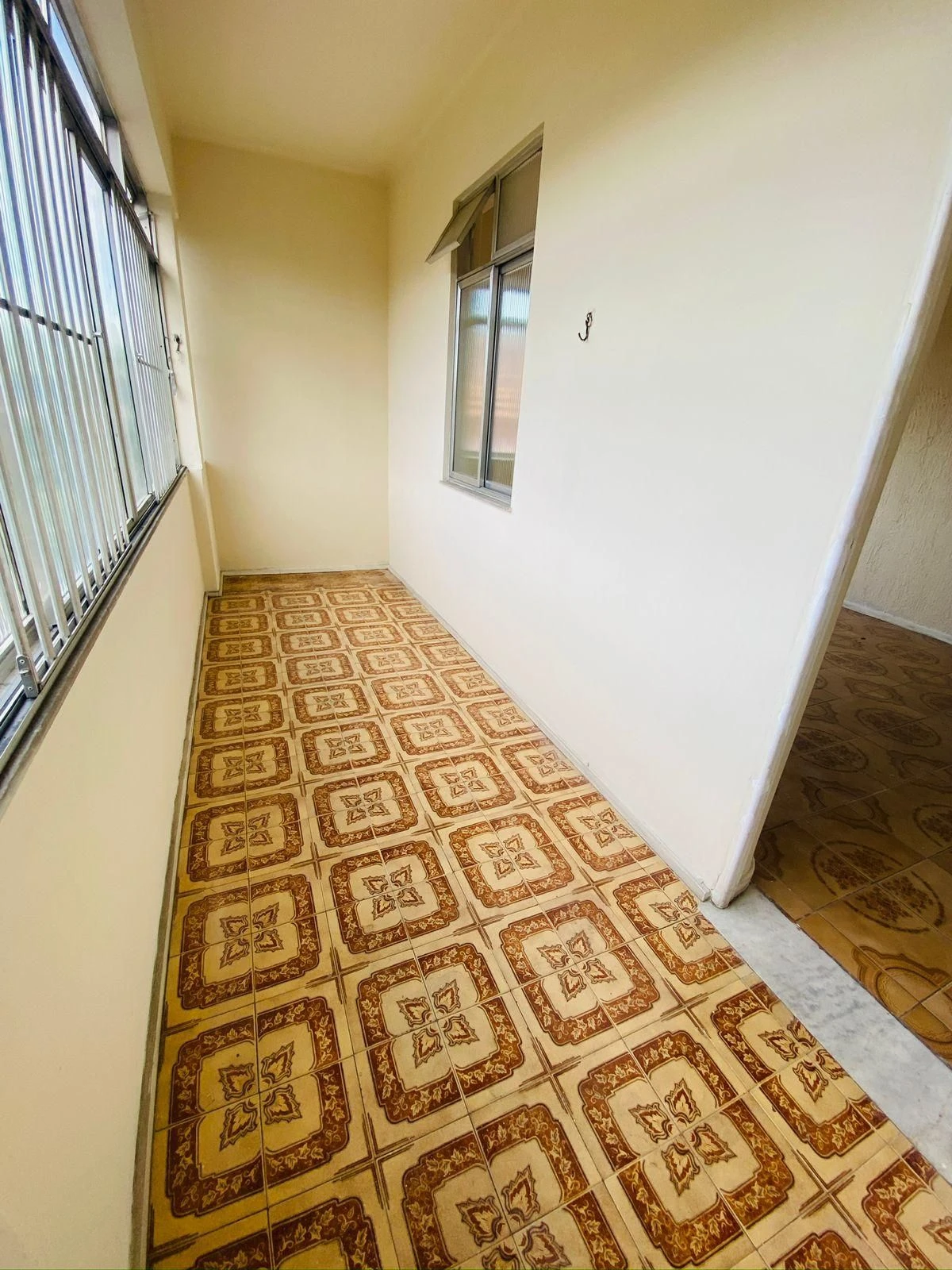 2-bedroom unfurnished apartment with 1 bathroom — photo 19