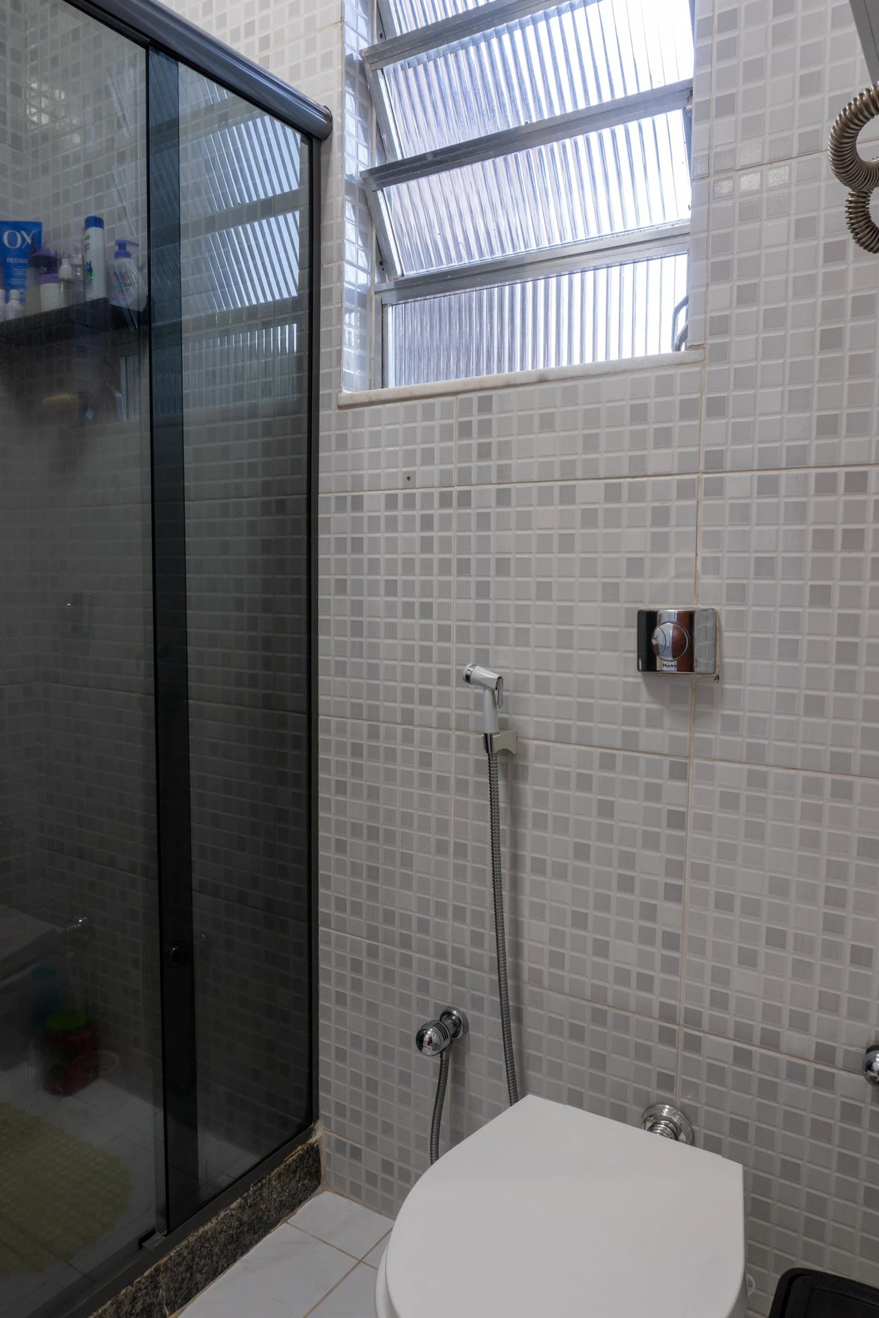 Furnished 3-bedroom apartment with 2 bathrooms — photo 15