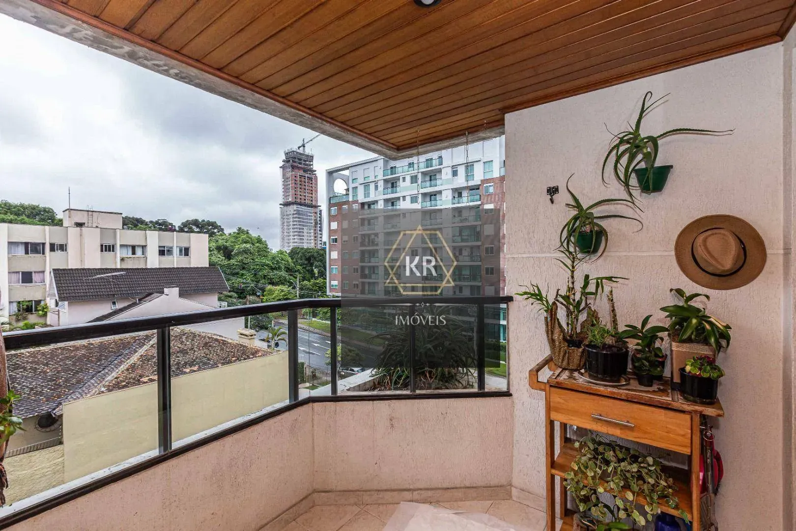 Apartment on the 3rd floor with a private BBQ — photo 30