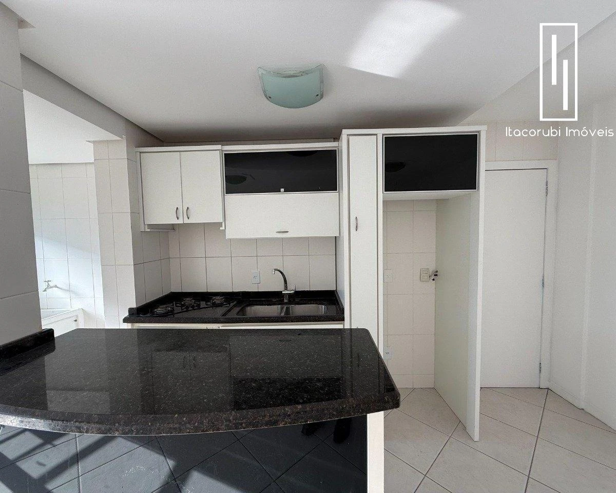 79 m² apartment with 2 bedrooms and 1 en-suite — photo 2