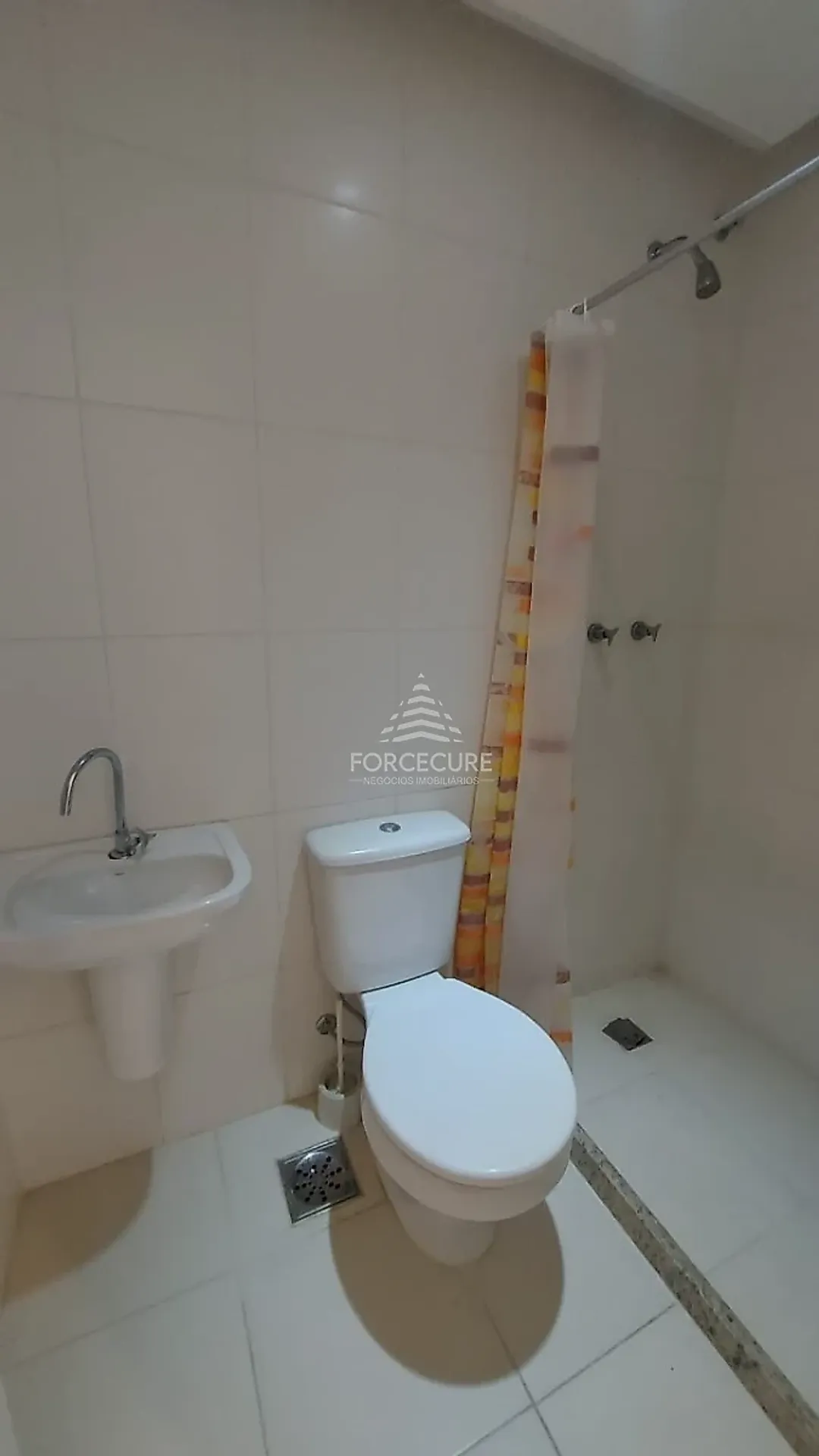 2-bedroom apartment, 1 with its own bathroom, 111 m² — photo 20