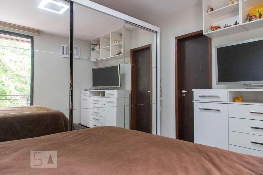 Rental apartment with 4 bedrooms and 150 m² — photo 18
