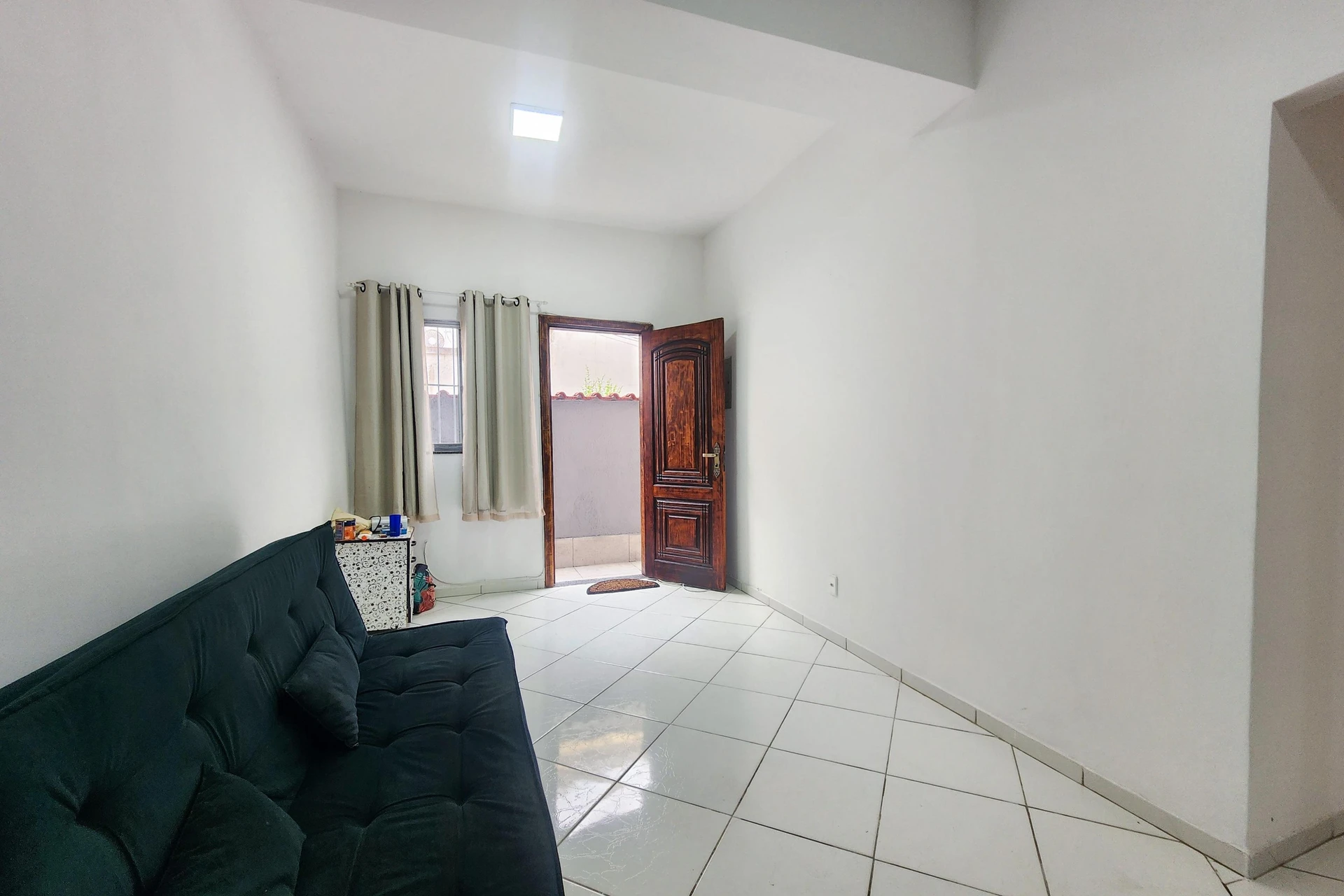 2-bedroom house, 1 with its own bathroom, 98 m²