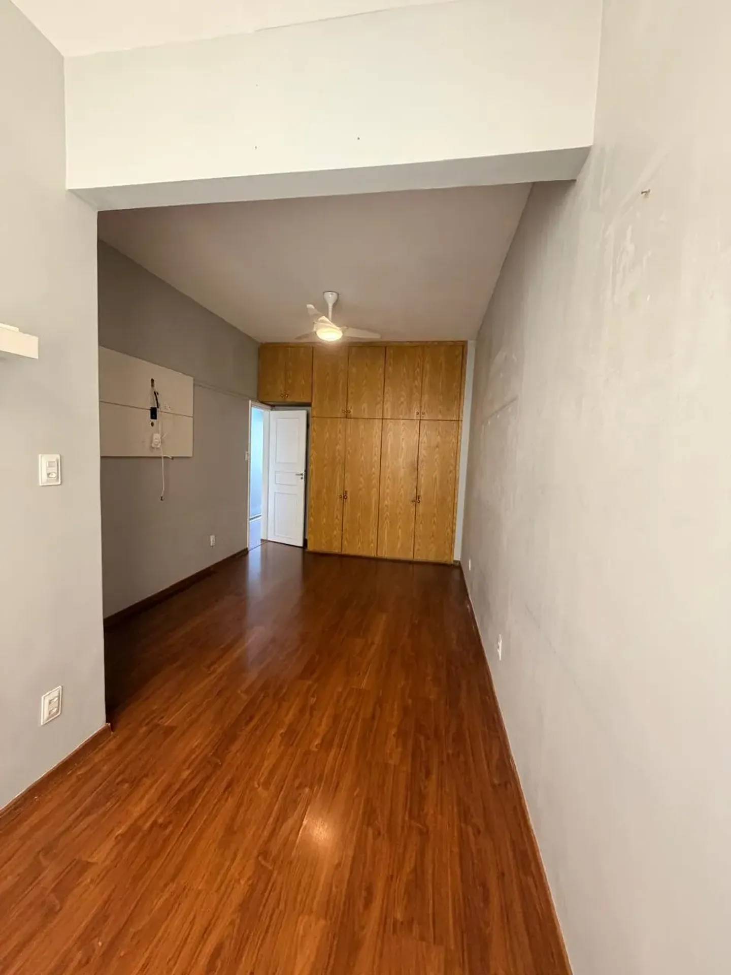 Apartamento, 83 m², com piso de madeira ou laminado — photo 4