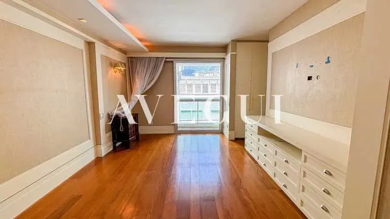 2-bedroom apartment with glassed-in balcony and 4 parking — photo 10
