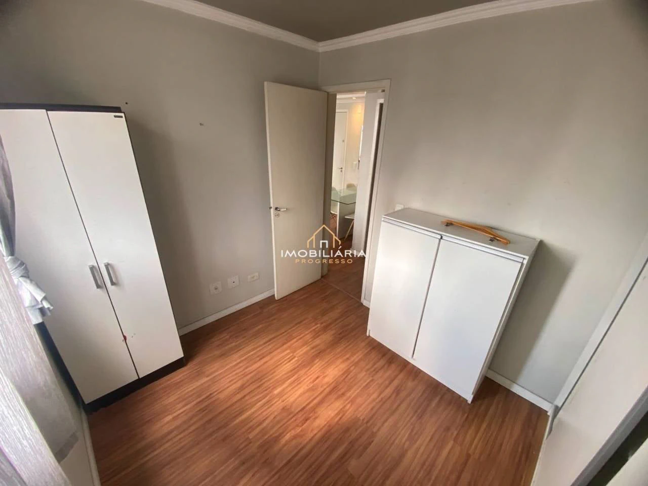 Furnished 2-bedroom apartment with 2 bathrooms — photo 15