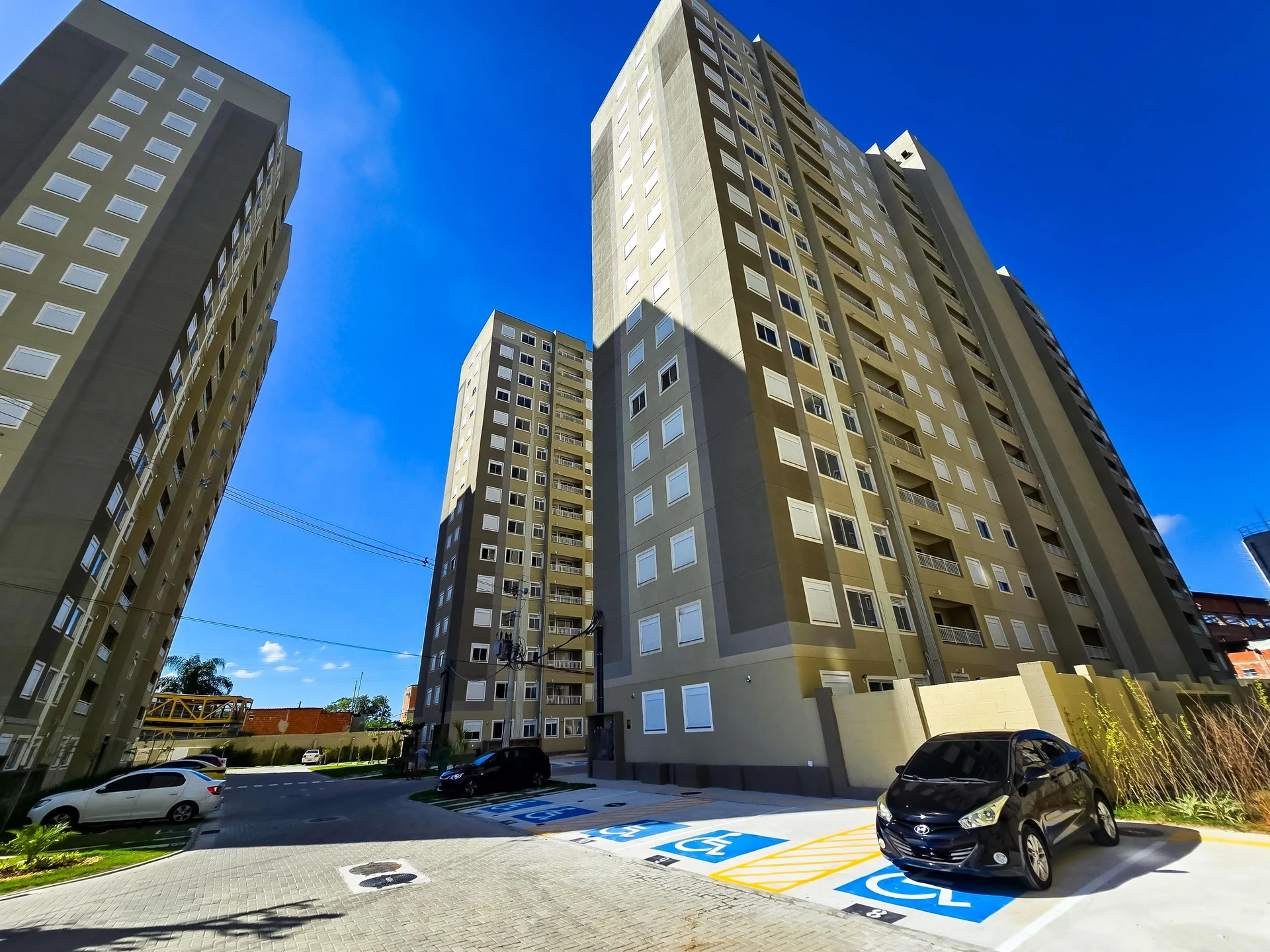 Mountain view in a 2-bedroom apartment, 42 m² — photo 47