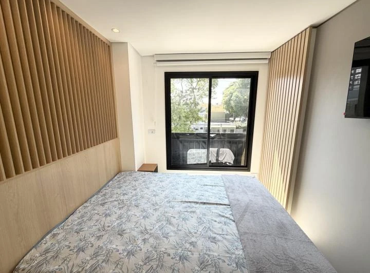 Меблированная студия 28 м² с 1 спальней и 1 ванной — photo 6