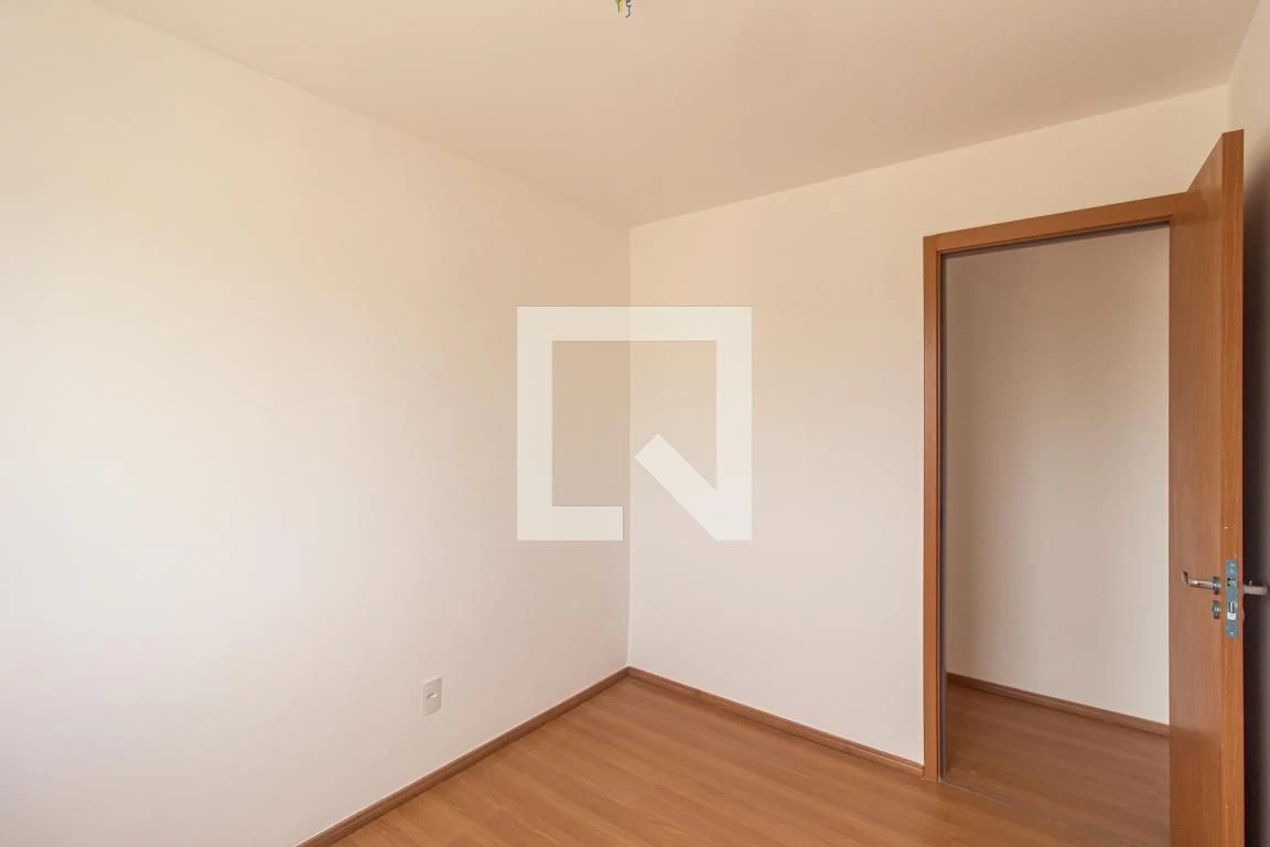 2-bedroom apartment in a building with a pool — photo 42
