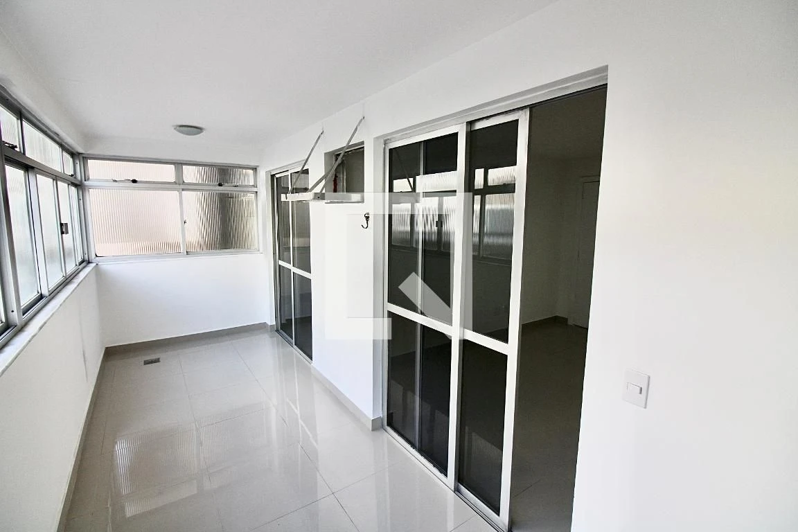 3-bedroom apartment, 1 with its own bathroom, 200 m² — photo 15
