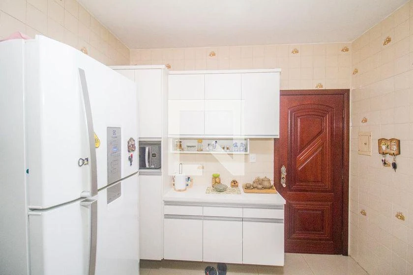 Furnished 2-bedroom apartment with 2 bathrooms — photo 2