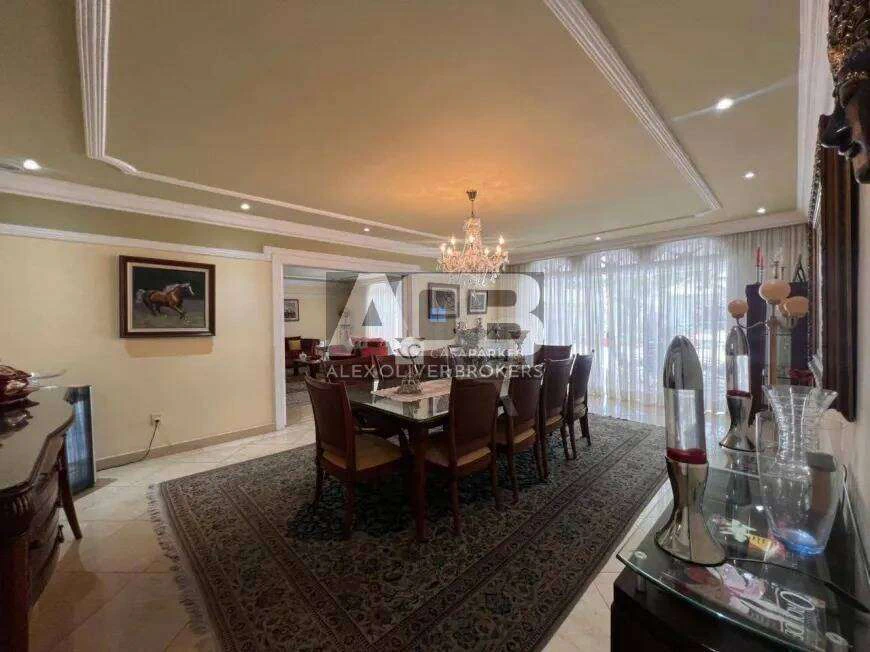 Casa mobiliada com 8 quartos e piscina de uso exclusivo — photo 2