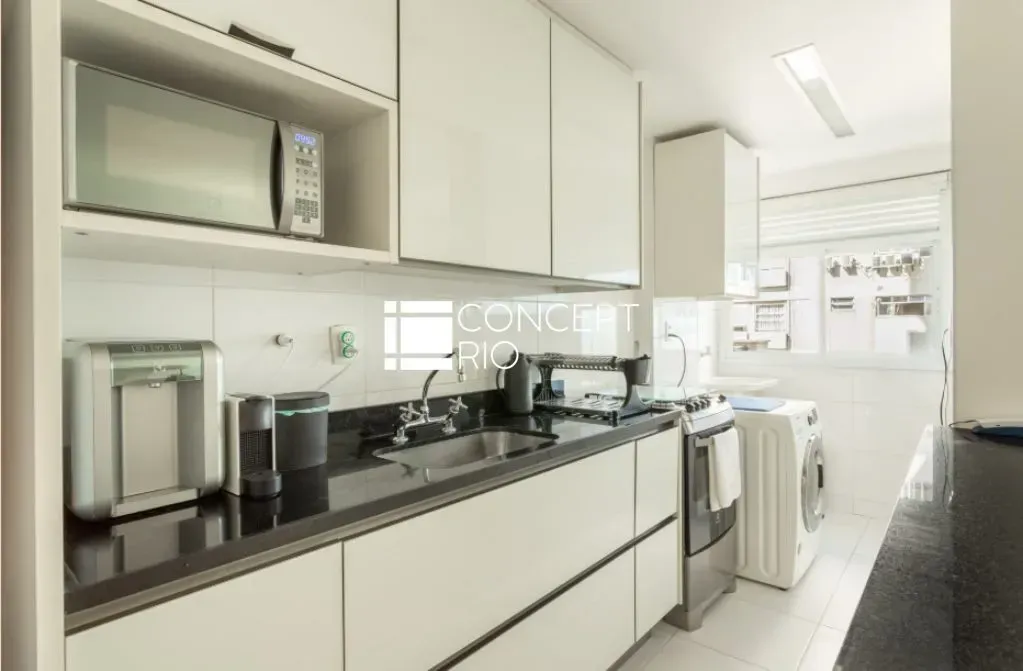 Furnished apartment with 2 bedrooms and an open kitchen — photo 11