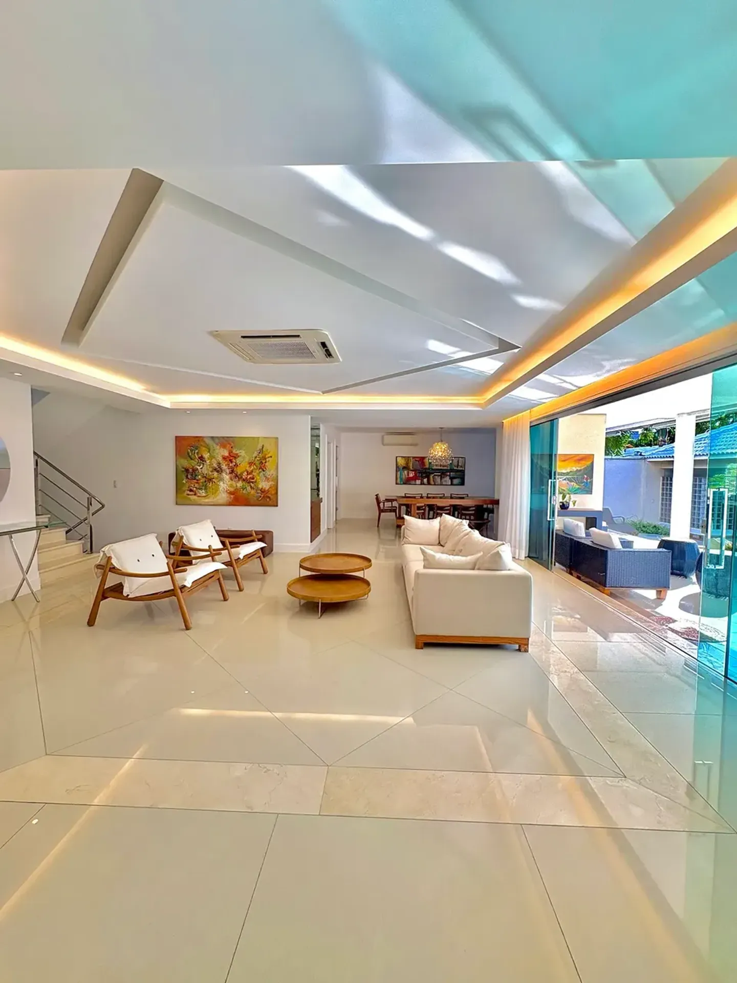 Furnished house with 6 en-suite bedrooms and 9 baths — photo 13