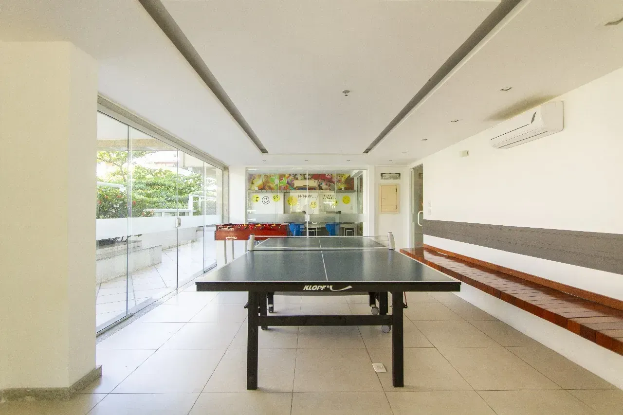 Furnished 100 m² apartment with a bedroom en-suite — photo 49