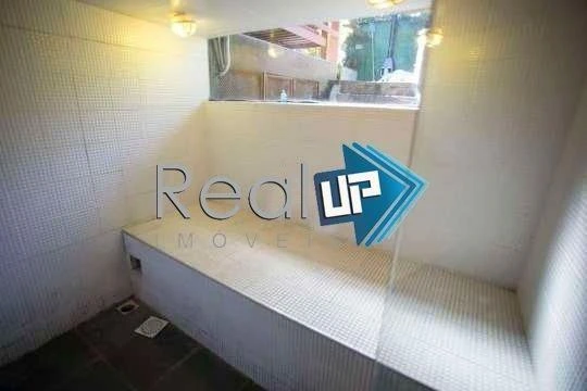 Casa com 6 quartos e piscina aberta compartilhada — photo 13