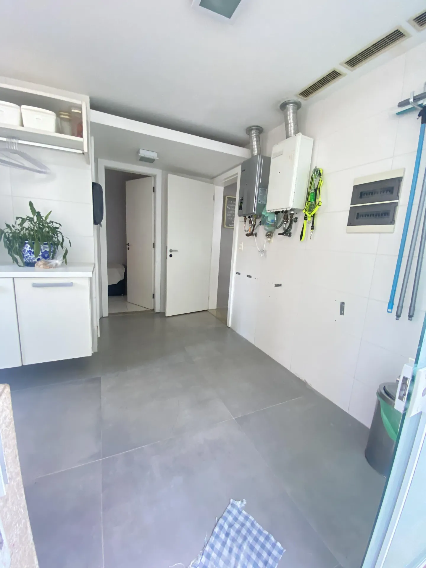 Casa de condomínio com 5 quartos e 500 m² — photo 30