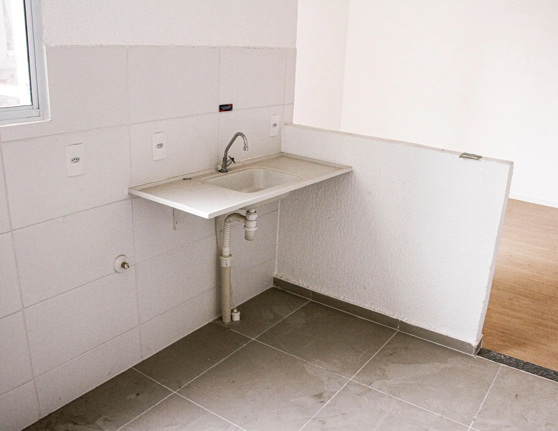 Apartamento, 50 m², com piso de madeira ou laminado — photo 3