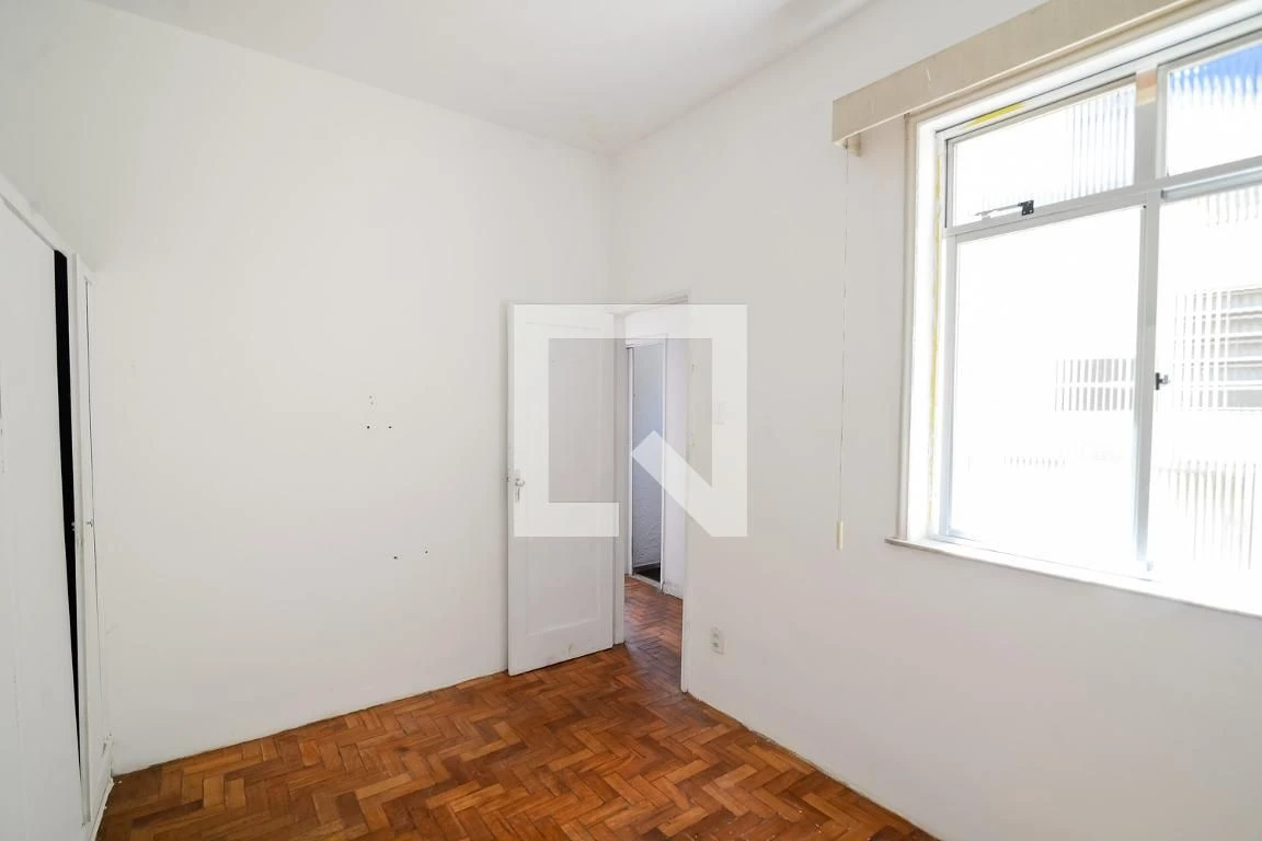 Apartamento com piso de madeira ou laminado, Maracanã — photo 25