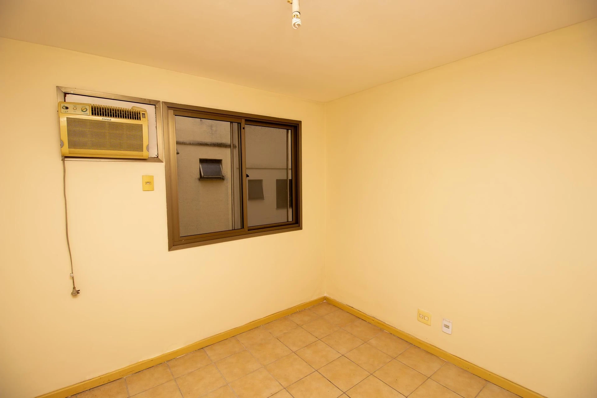 3-bedroom apartment, 1 with its own bathroom, 100 m² — photo 14