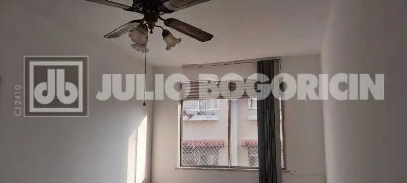Unfurnished apartment with 2 bedrooms and 1 bathroom — photo 2