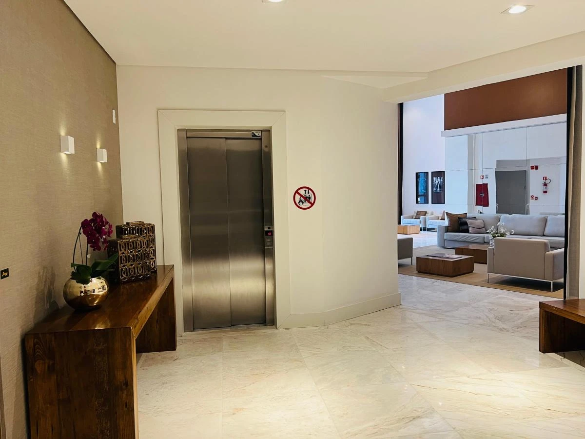 Apartamento de 190 m² con 3 dormitorios y ventanales amplios — photo 36