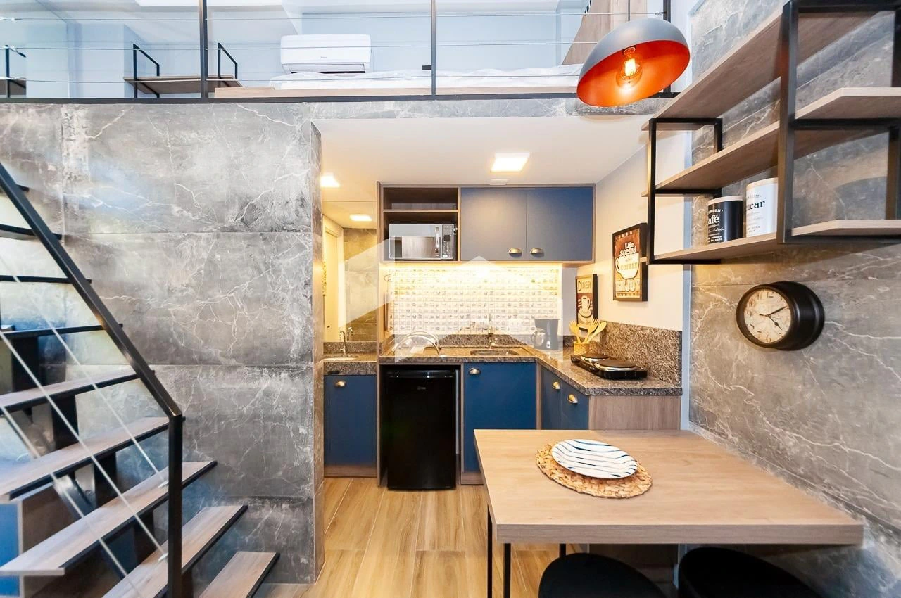 Furnished studio, 21 m², with wood or laminate floors — photo 8