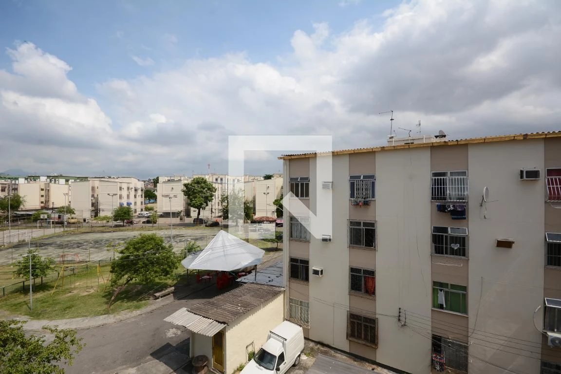 Apartamento mobiliado com 2 quartos e cozinha separada — photo 2