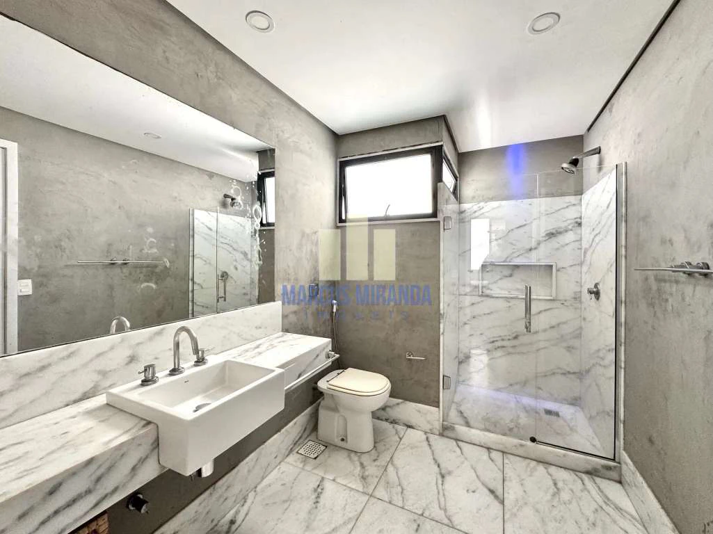 Apartamento mobiliado de 4 quartos com 6 banheiros — photo 25