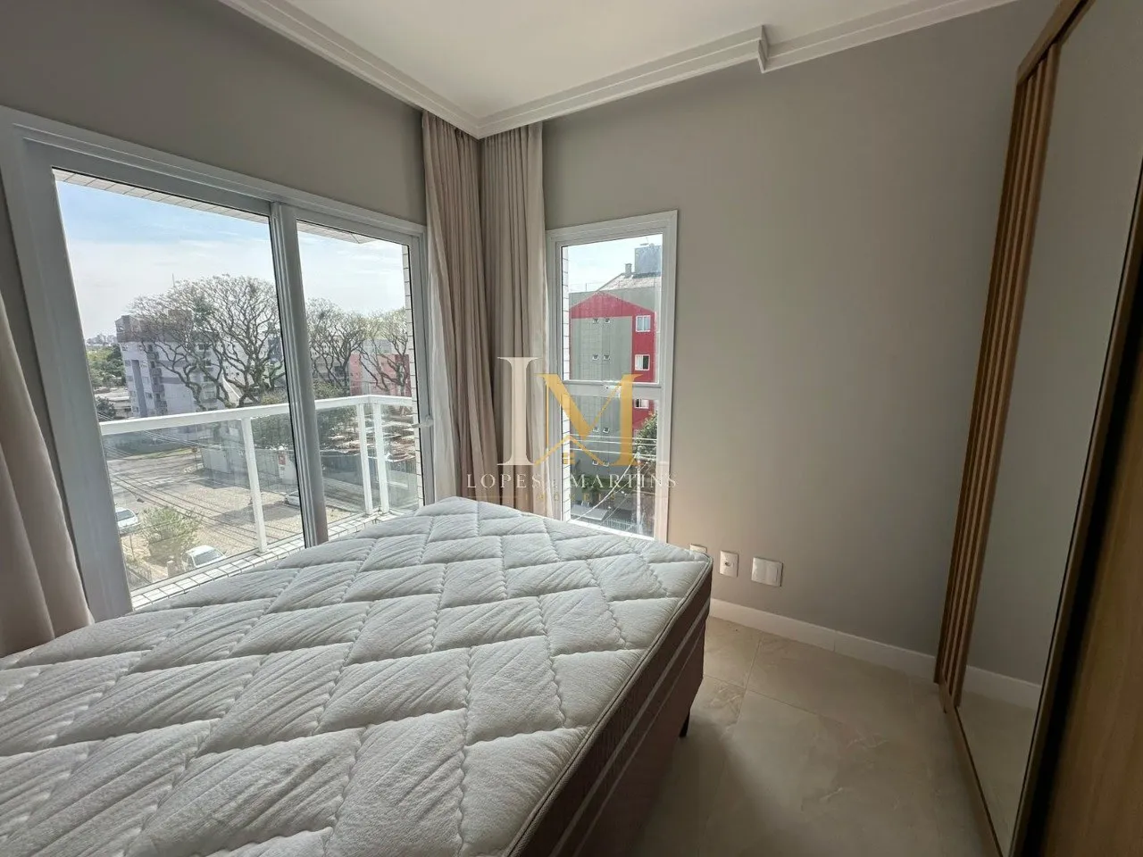 63 m² apartment with a washing machine and a home office — photo 29