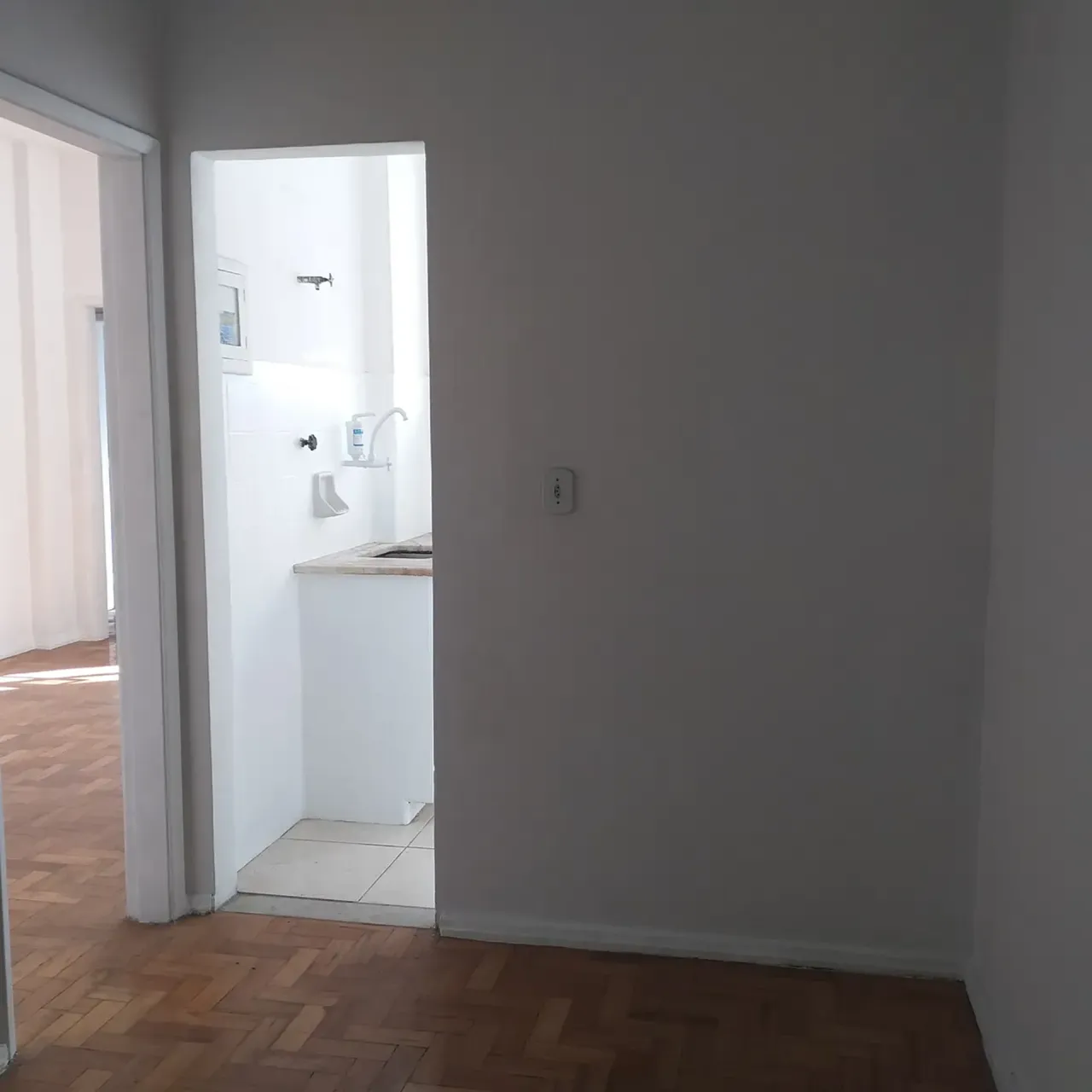 42 m² unfurnished apartment with 1 bedroom and 1 bath — photo 2
