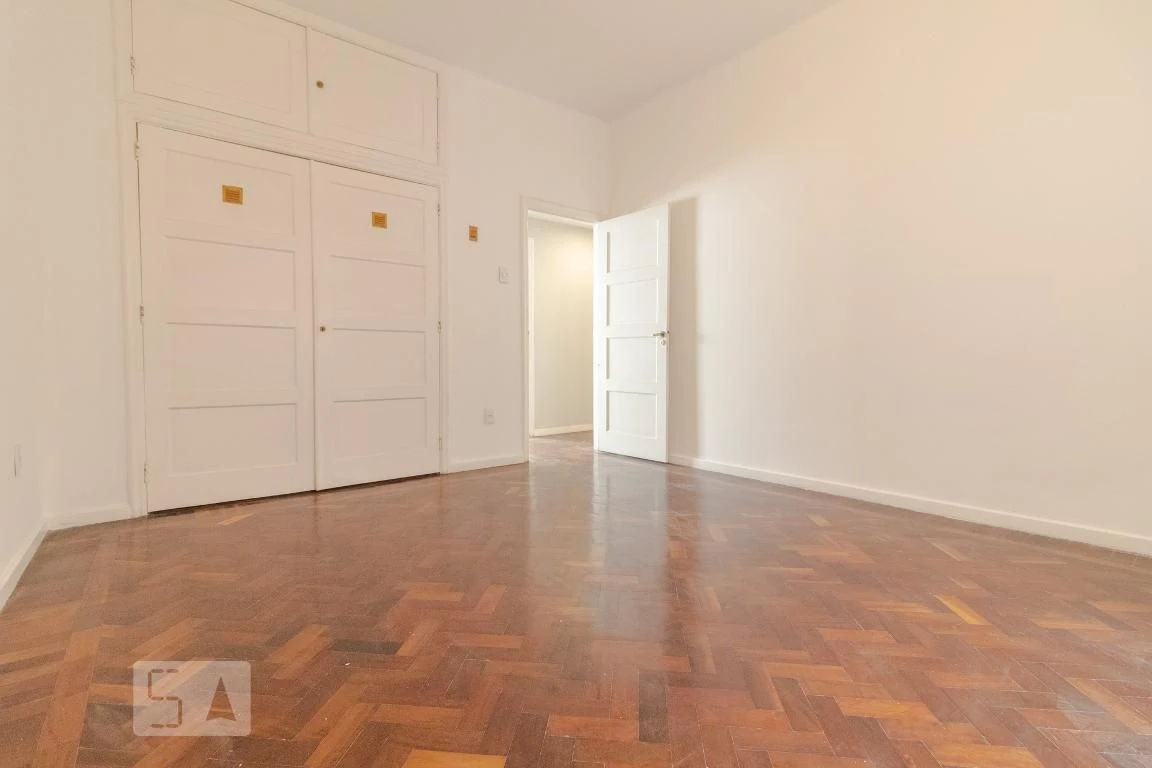 Apartment, 200 m², with a bathtub — photo 27