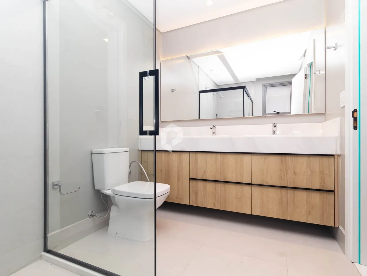 3-bedroom apartment with 4 bathrooms and 2 parking — photo 10